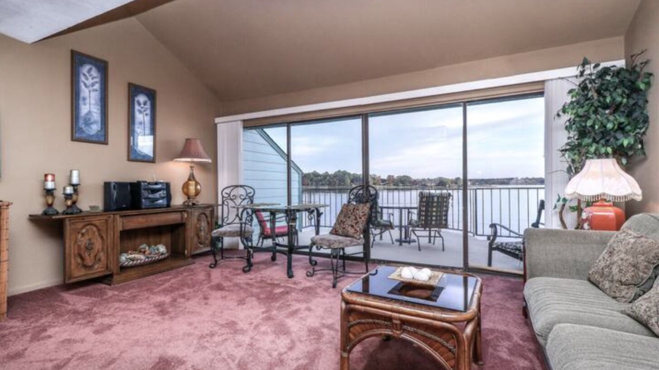 Photo of Livingroom in Seven Coves