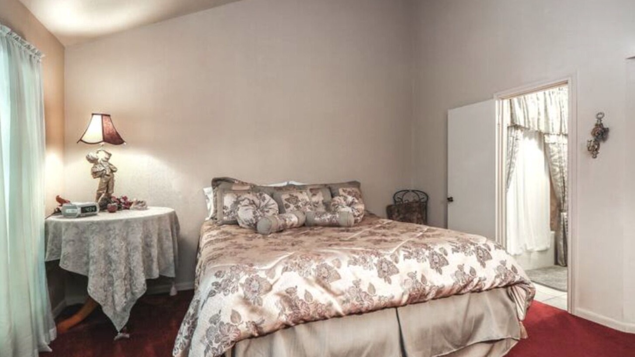 Photo of Bedroom in Seven Coves
