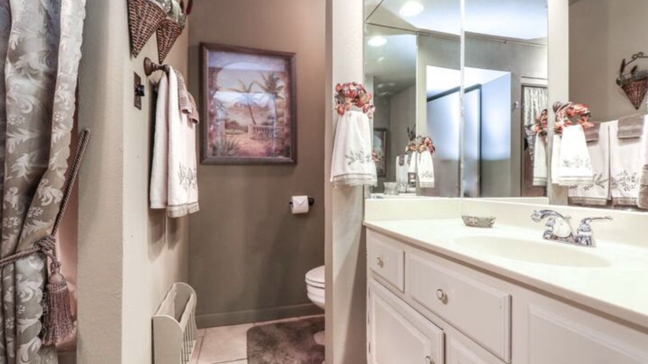 Photo of Bathroom in Seven Coves