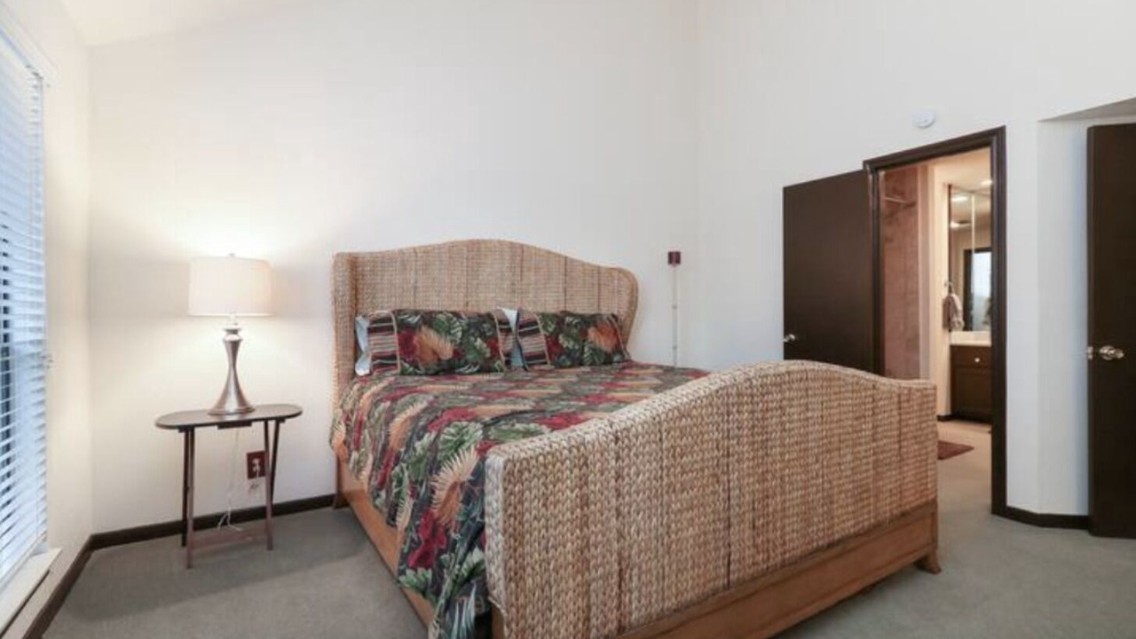 Photo of Bedroom in Seven Coves
