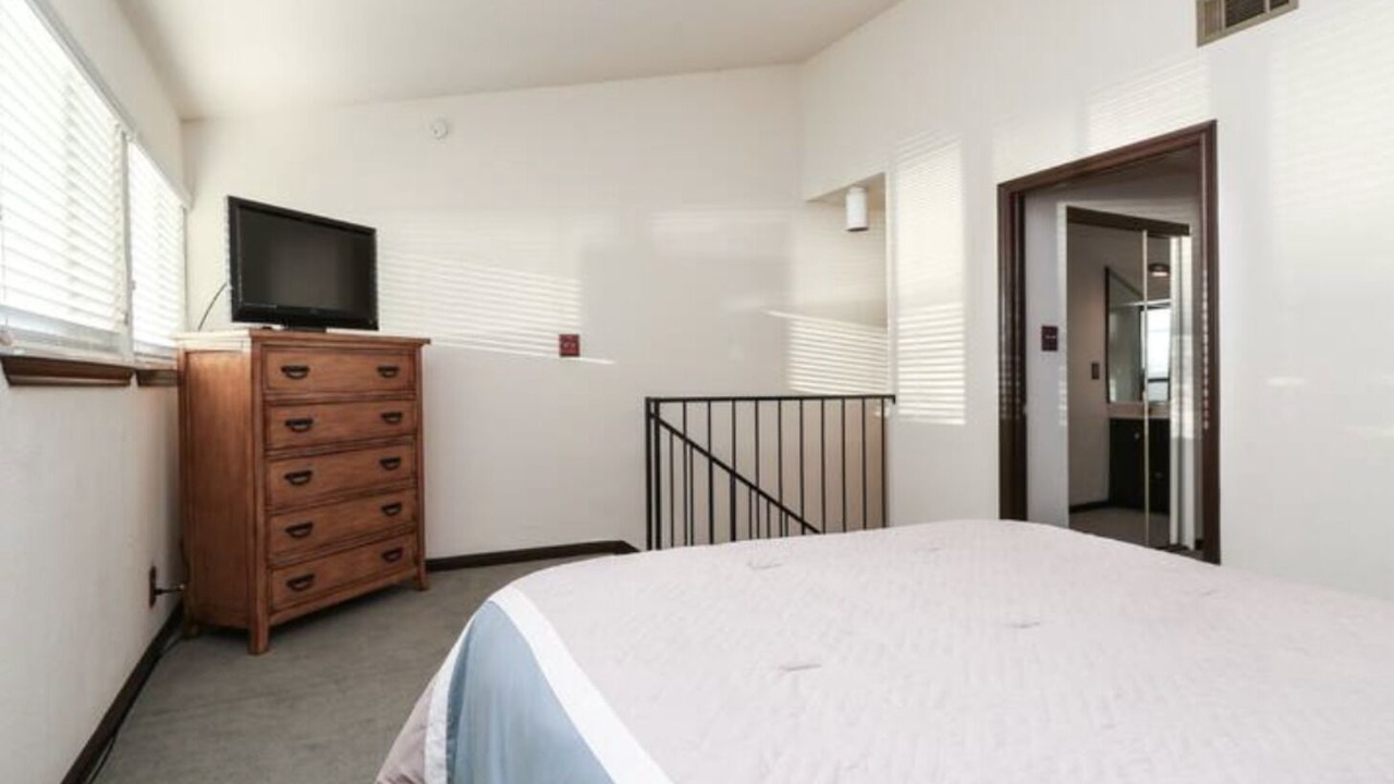 Photo of Bedroom in Seven Coves