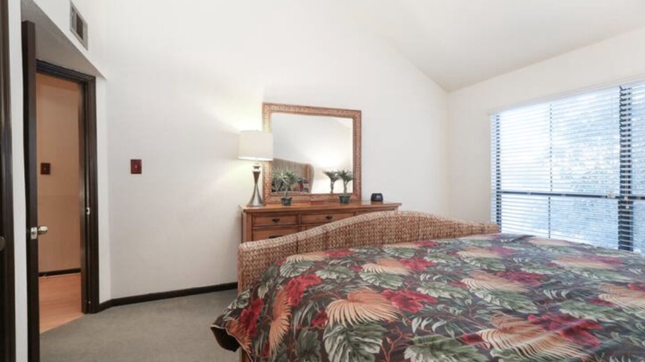 Photo of Bedroom in Seven Coves