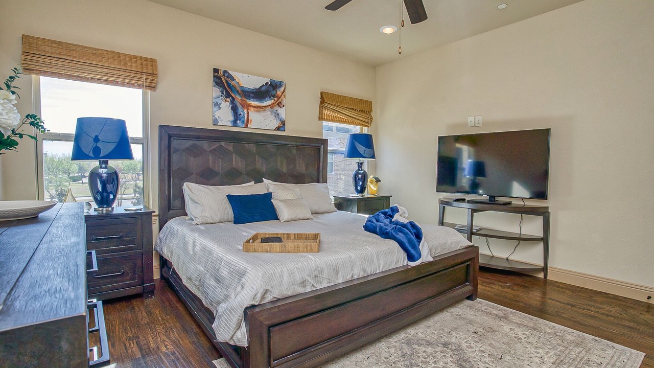 Photo of Bedroom in Legacy Town Center North
