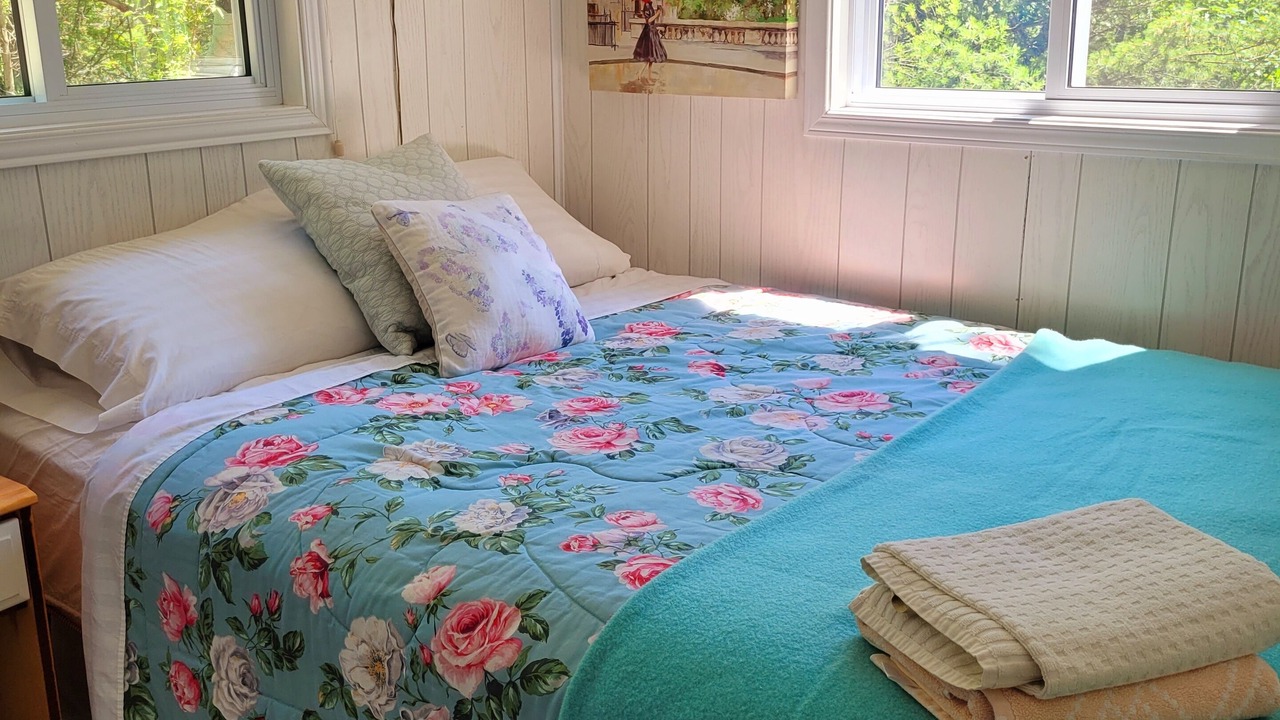 Photo of Bedroom in Havelock-Belmont-Methuen