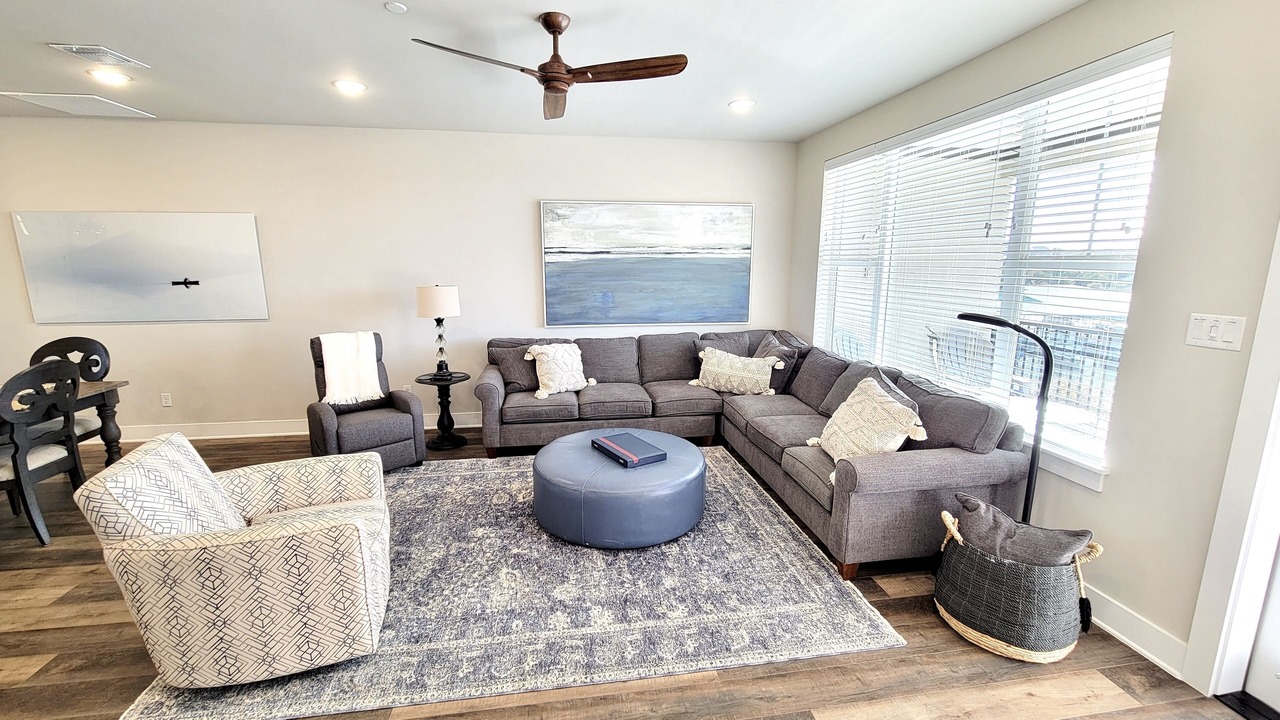 Photo of Livingroom in Graford