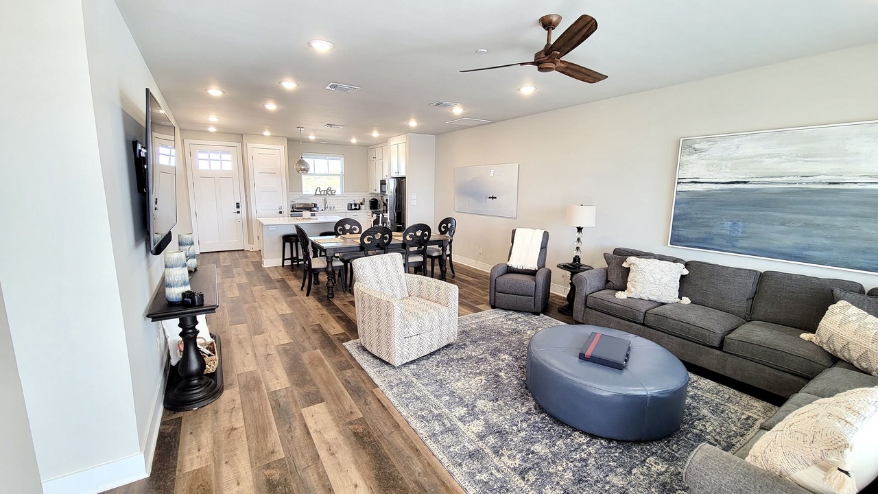 Photo of Livingroom in Graford