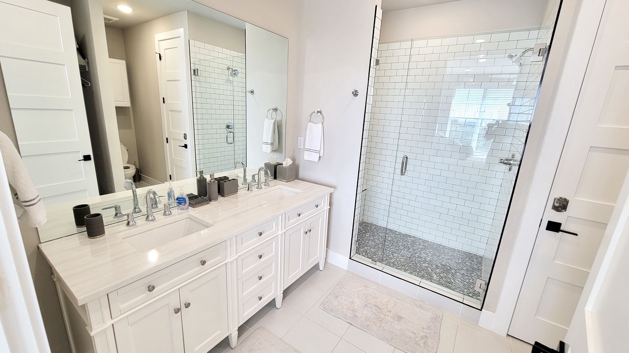 Photo of Bathroom in Graford