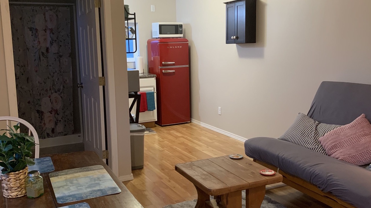 Photo of Bedroom in Marietta-Alderwood