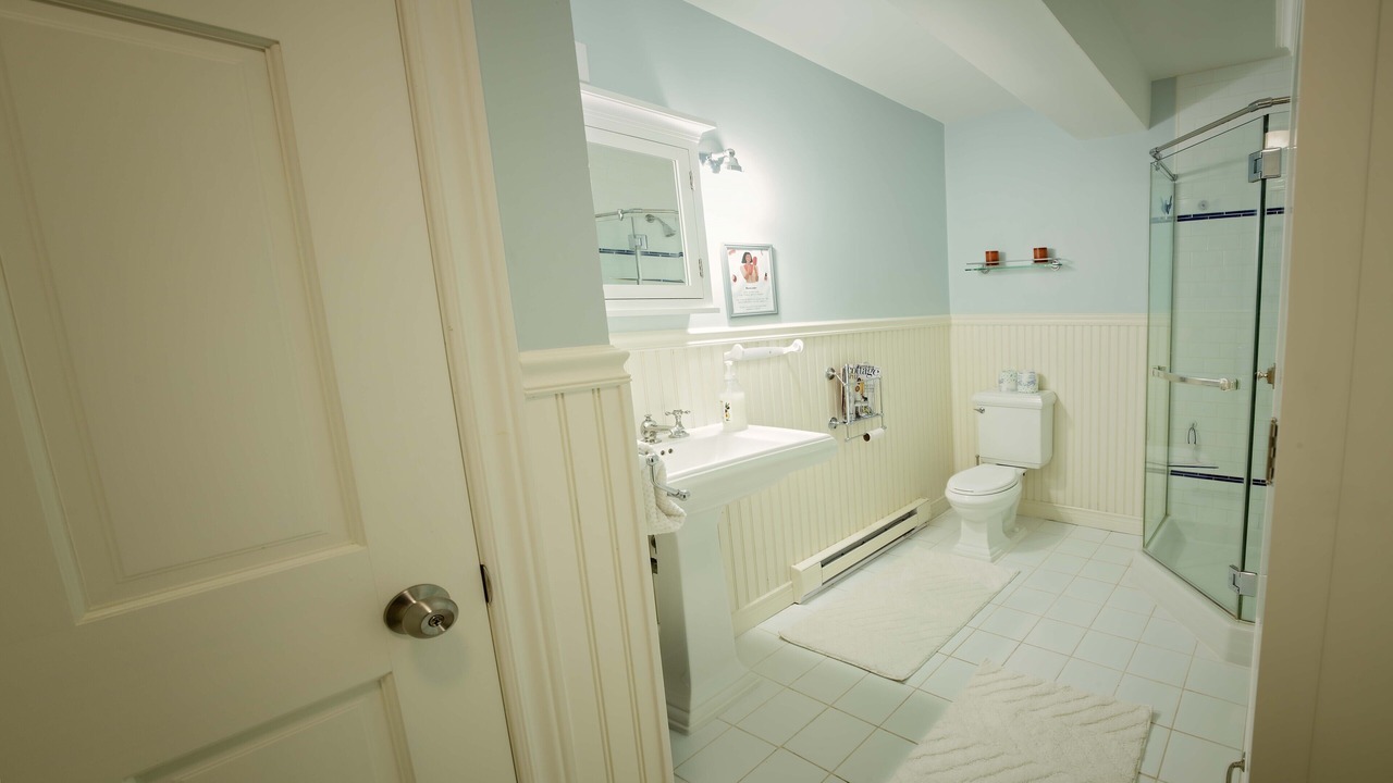 Photo of Bathroom in Meaford