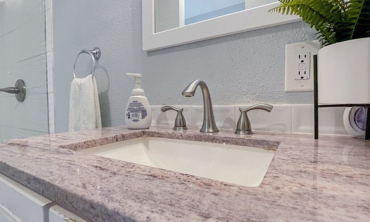 Photo of Bathroom in East Terrell Hills