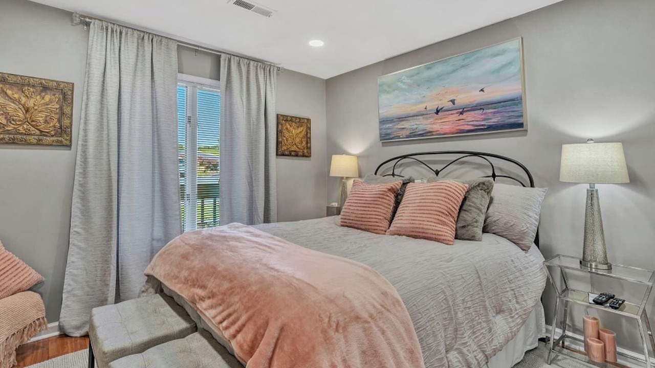 Photo of Bedroom in North Shore