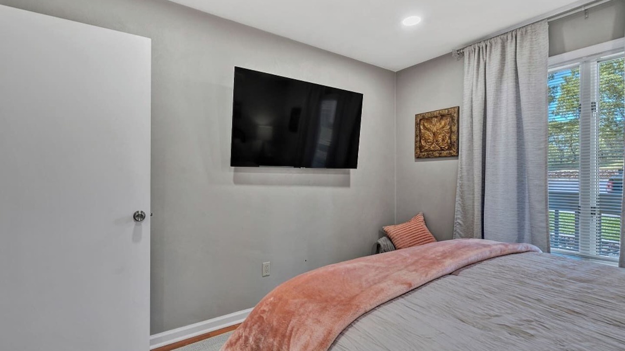 Photo of Bedroom in North Shore