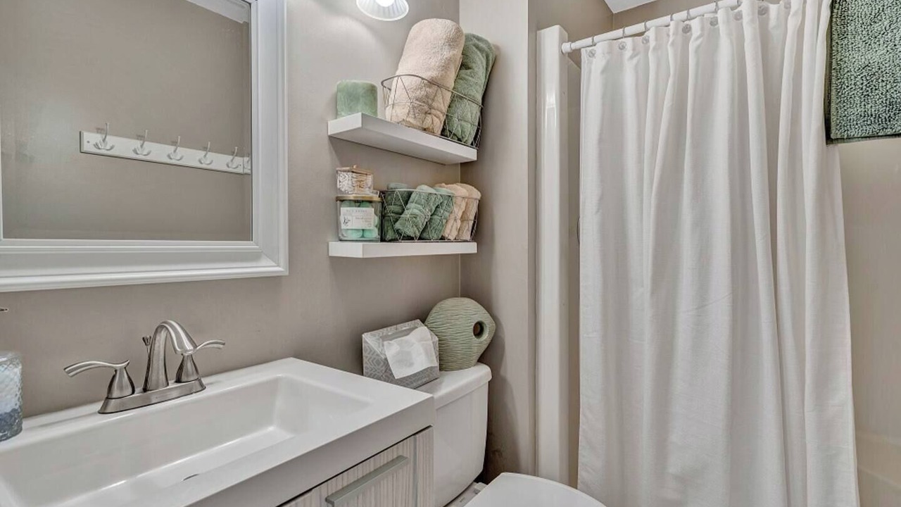 Photo of Bathroom in North Shore