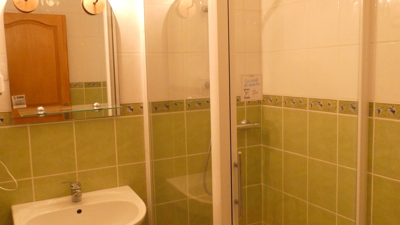 Photo of Bathroom in Rochepaule