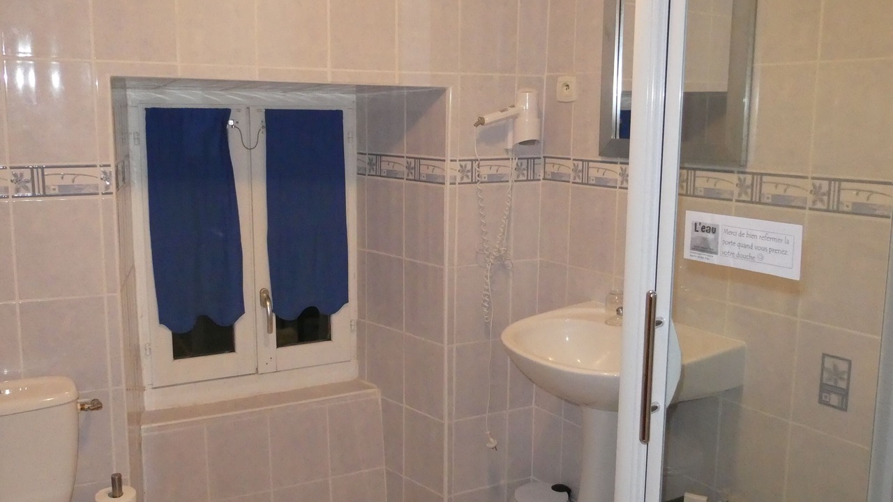 Photo of Bathroom in Rochepaule