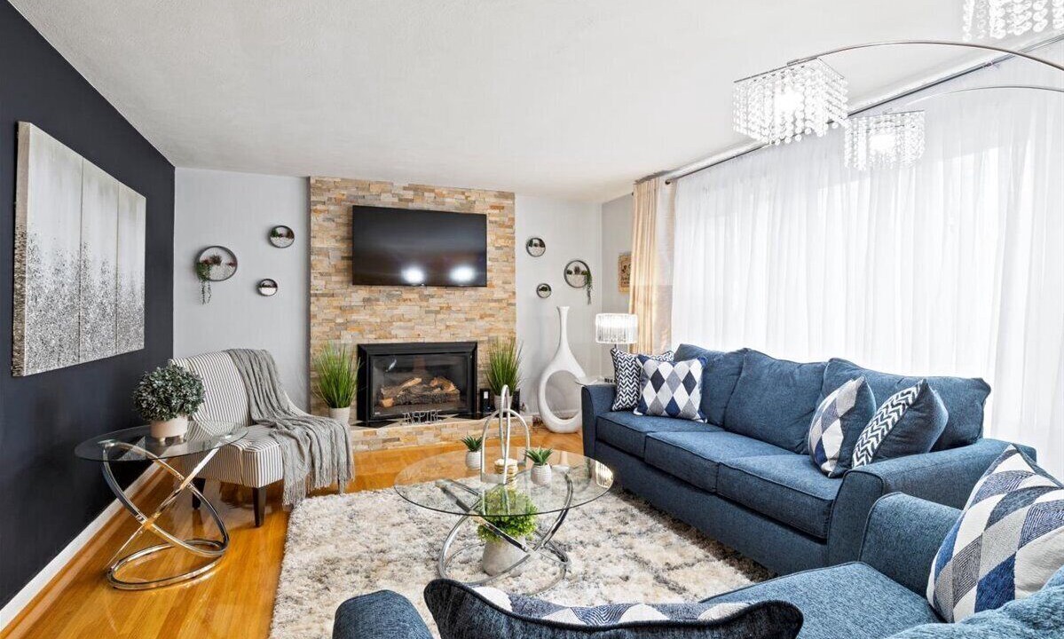 Photo of Livingroom in East Irondequoit