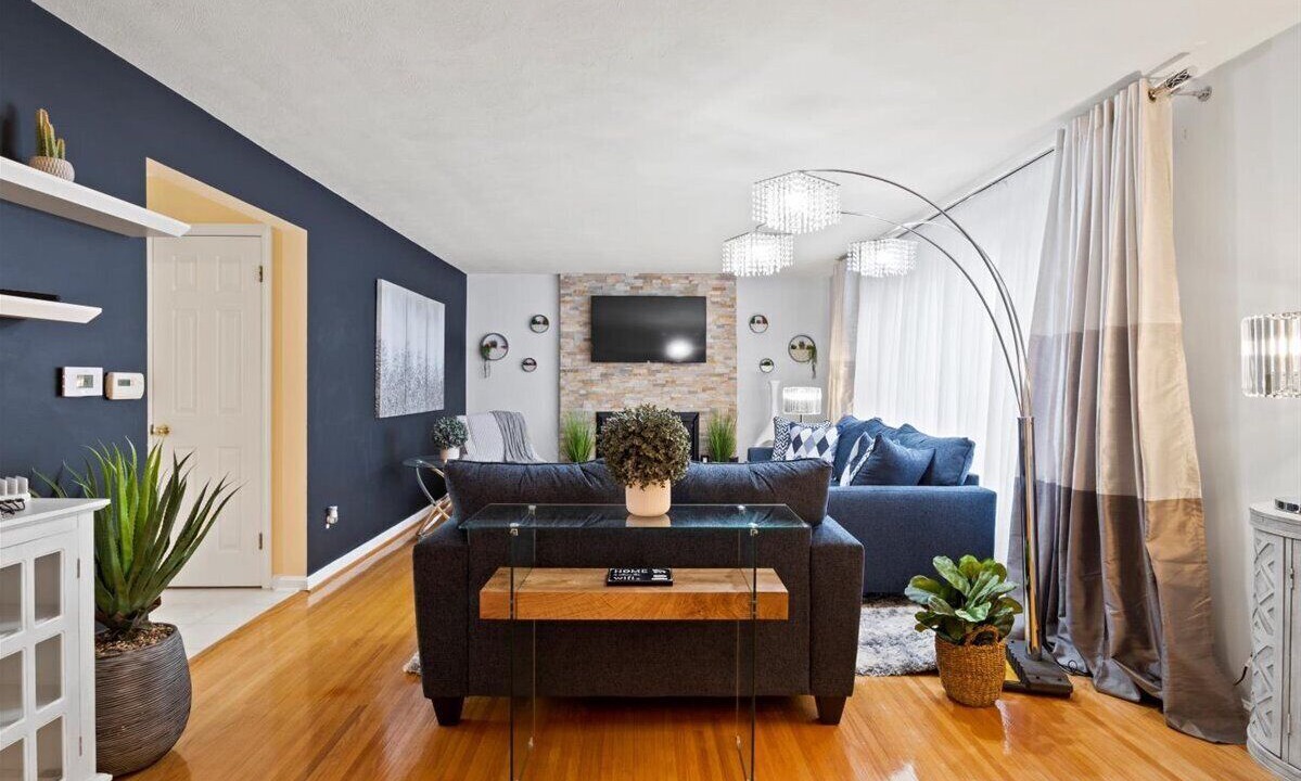 Photo of Livingroom in East Irondequoit