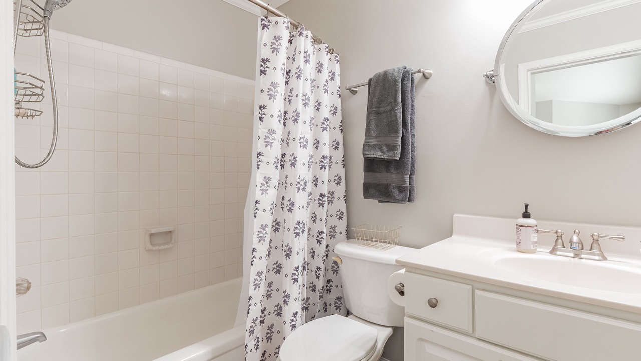 Photo of Bathroom in McAlpine