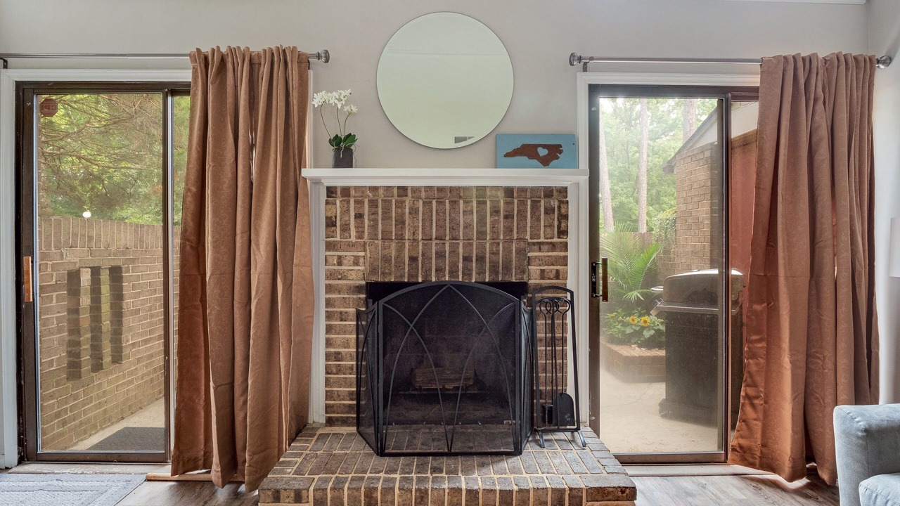 Photo of Livingroom in McAlpine