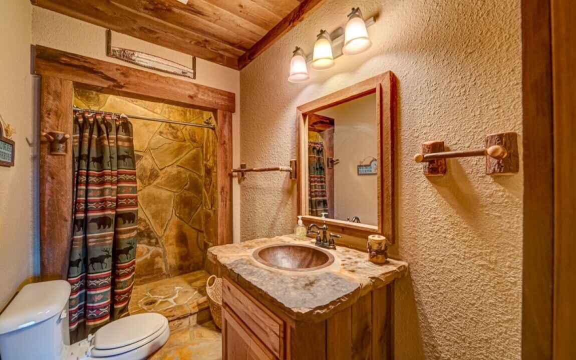 Photo of Bathroom in Aska