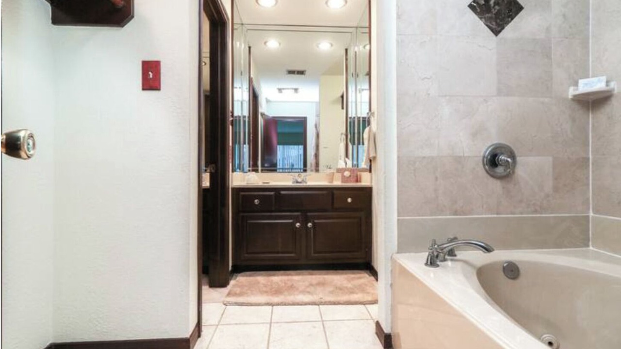 Photo of Bathroom in Seven Coves