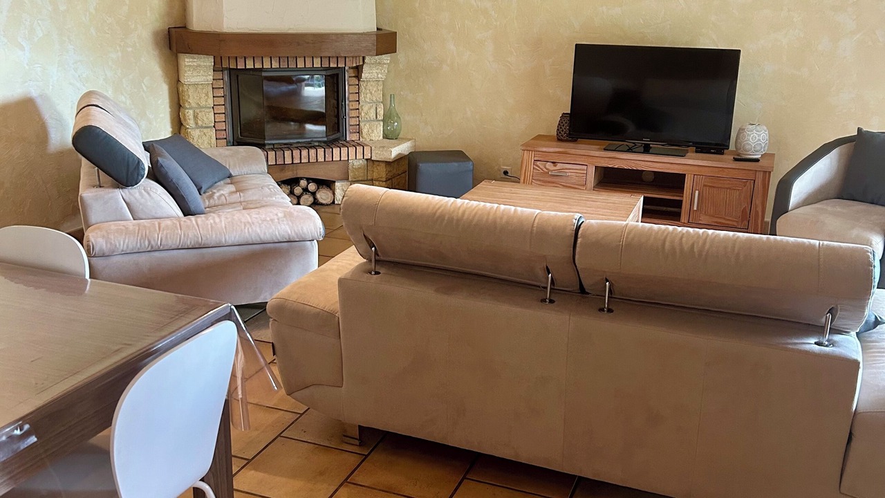 Photo of Livingroom in Chambonas
