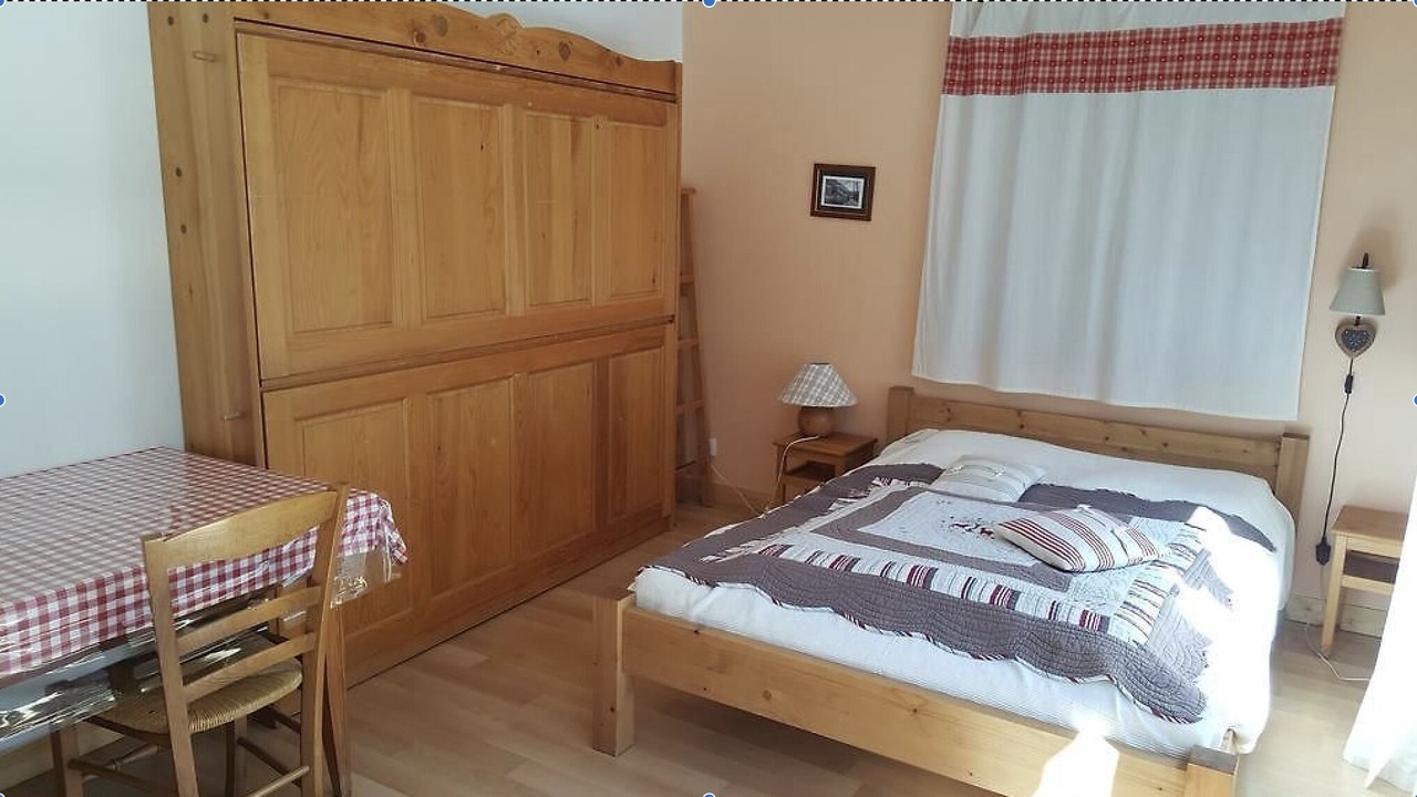 Photo of Bedroom in Allemond