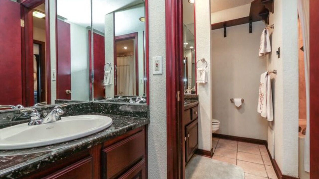 Photo of Bathroom in Seven Coves