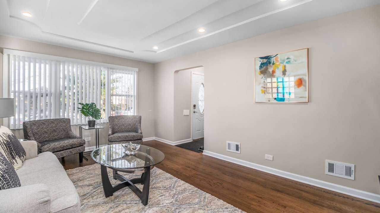 Photo of Livingroom in Berwyn