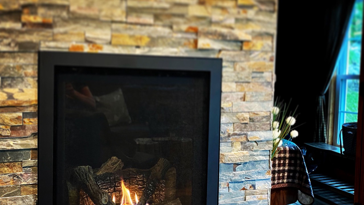 Photo of Livingroom in Town of Webb