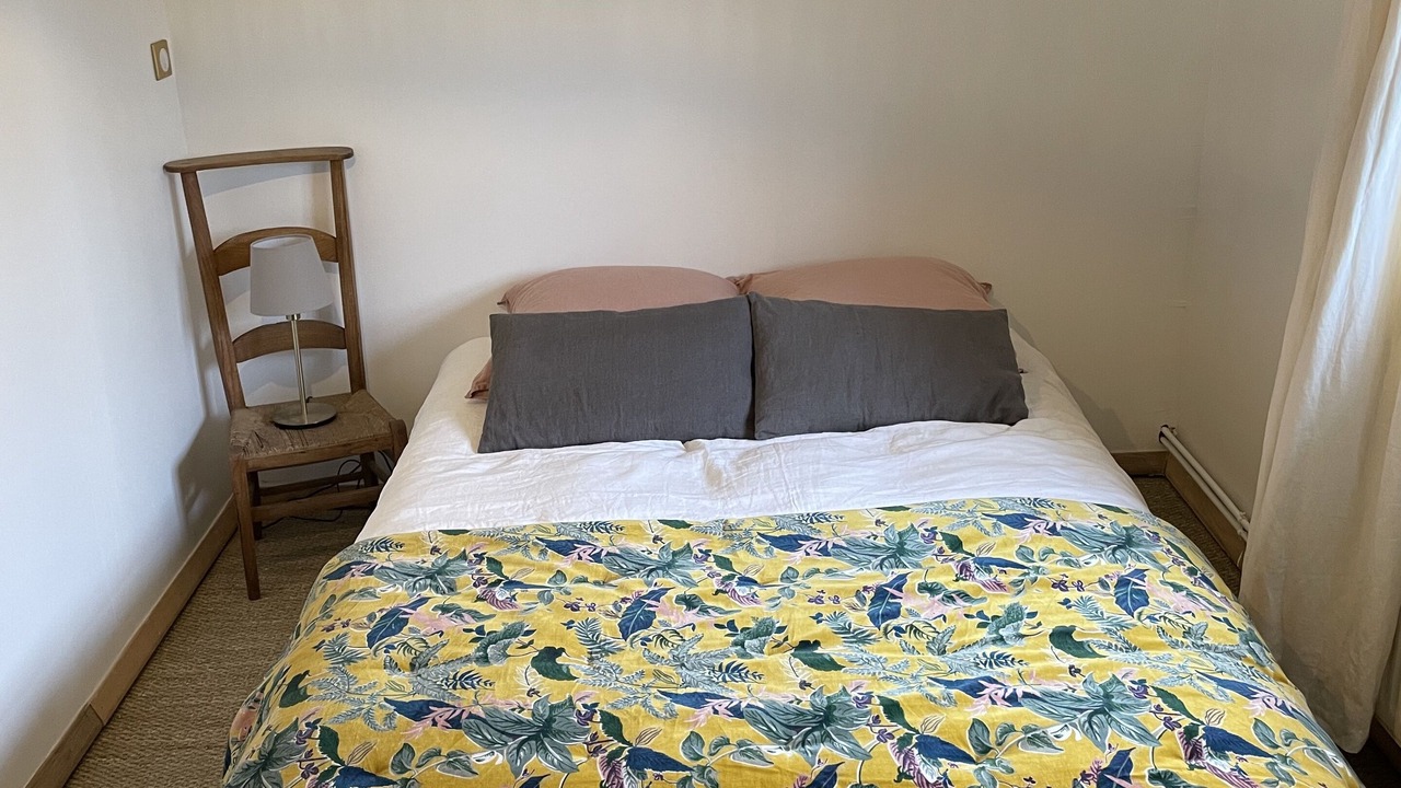 Photo of Bedroom in Saint-Sylvestre-de-Cormeilles