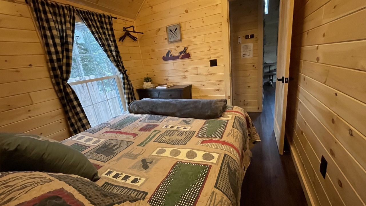 Photo of Bedroom in Town of Webb