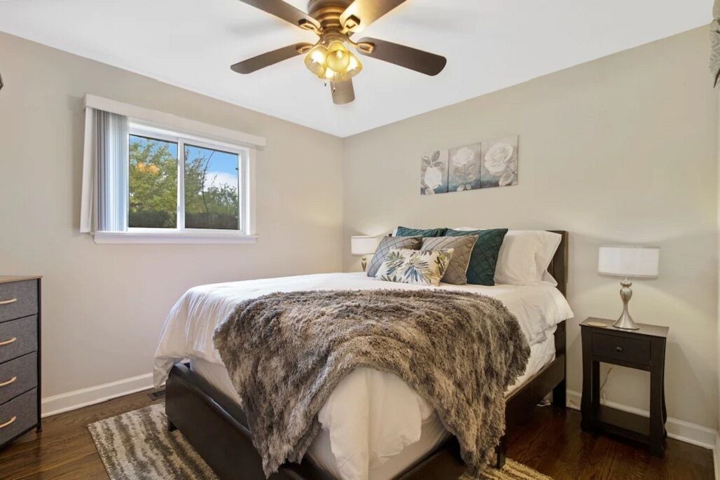 Photo of Bedroom in Des Plaines