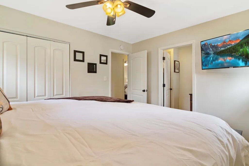Photo of Bedroom in Des Plaines