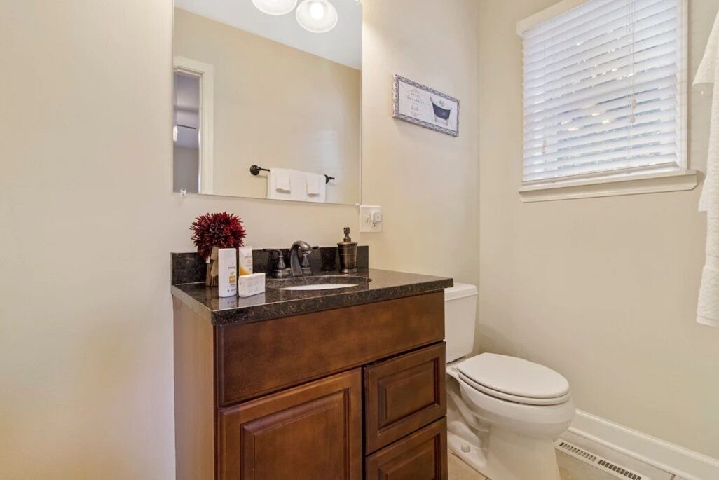 Photo of Bathroom in Des Plaines