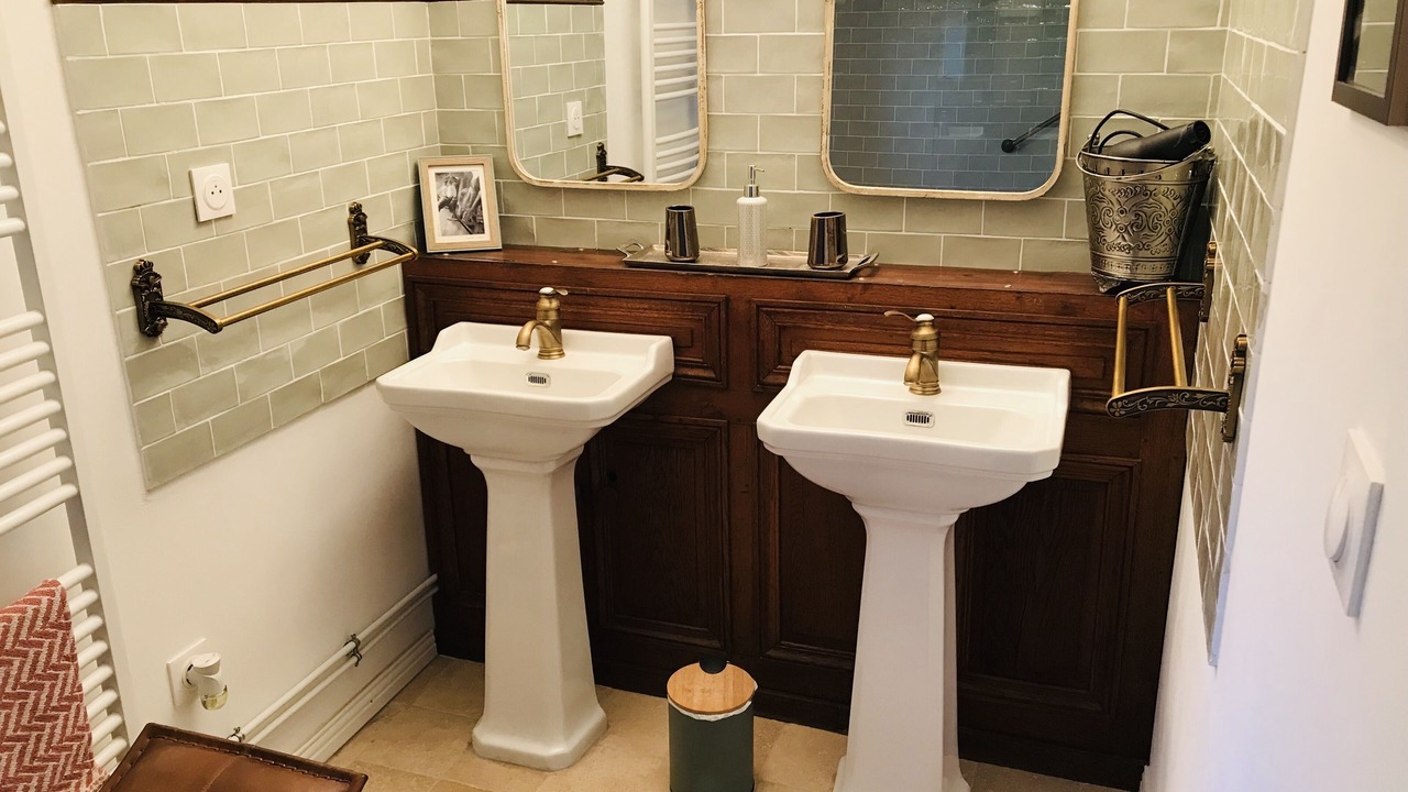 Photo of Bathroom in Gueutteville-les-Gres