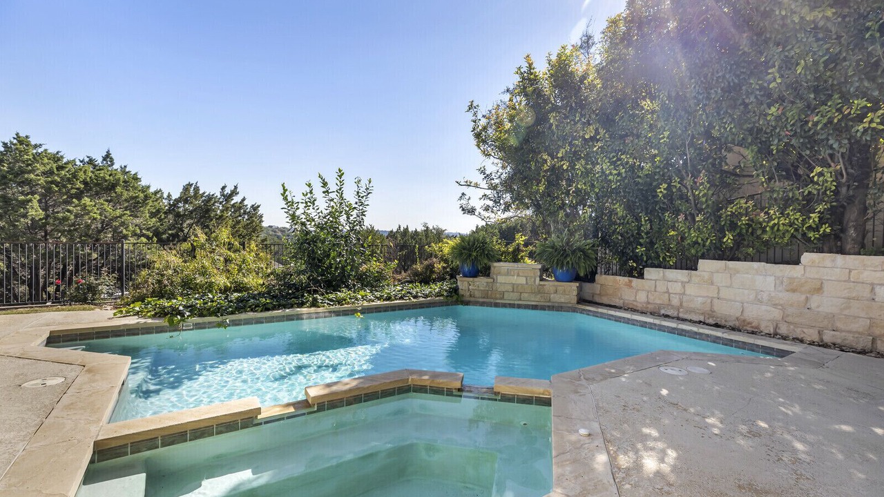 Photo of Outdoor in Highland Lake Estates