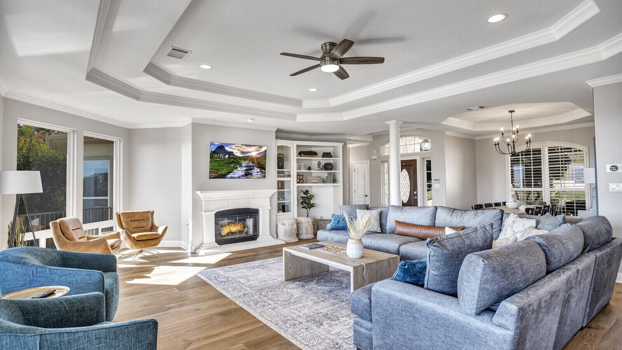 Photo of Livingroom in Highland Lake Estates
