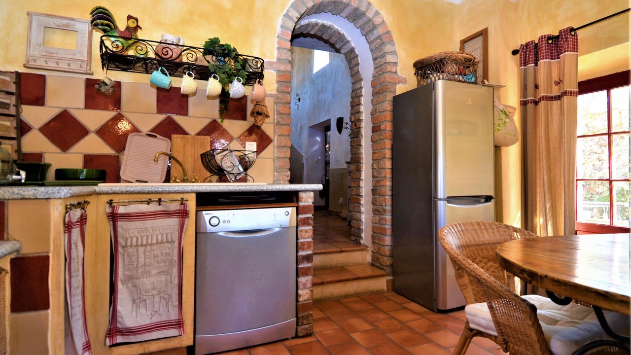 Photo of Bedroom in Mejannes-les-Ales