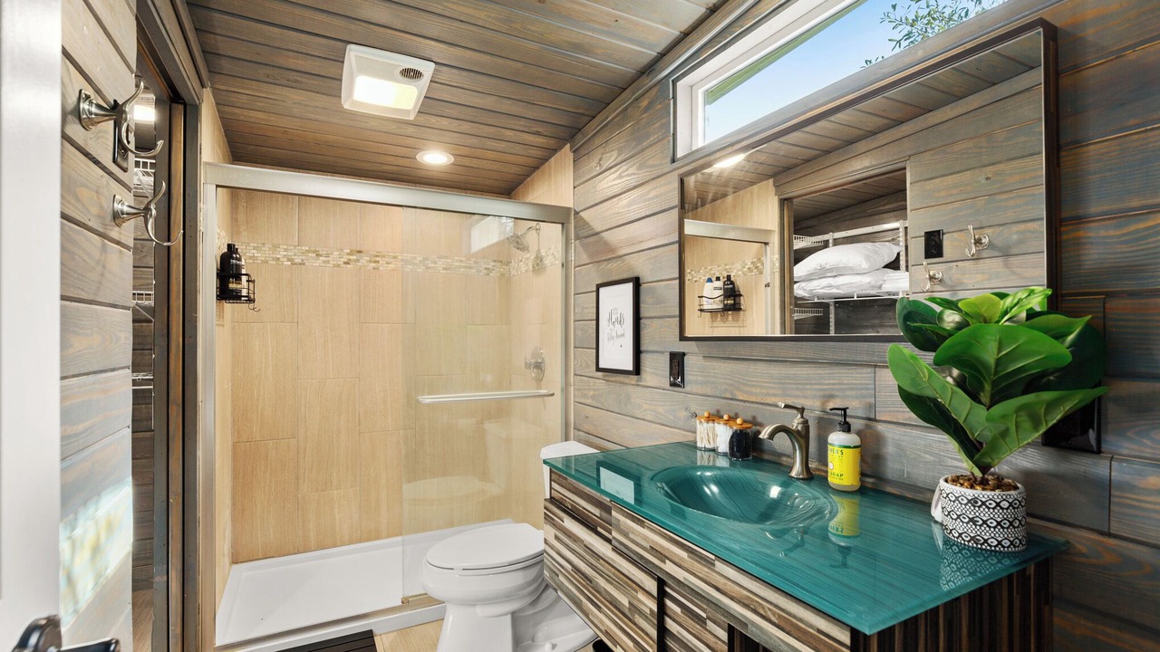Photo of Bathroom in Lakeway