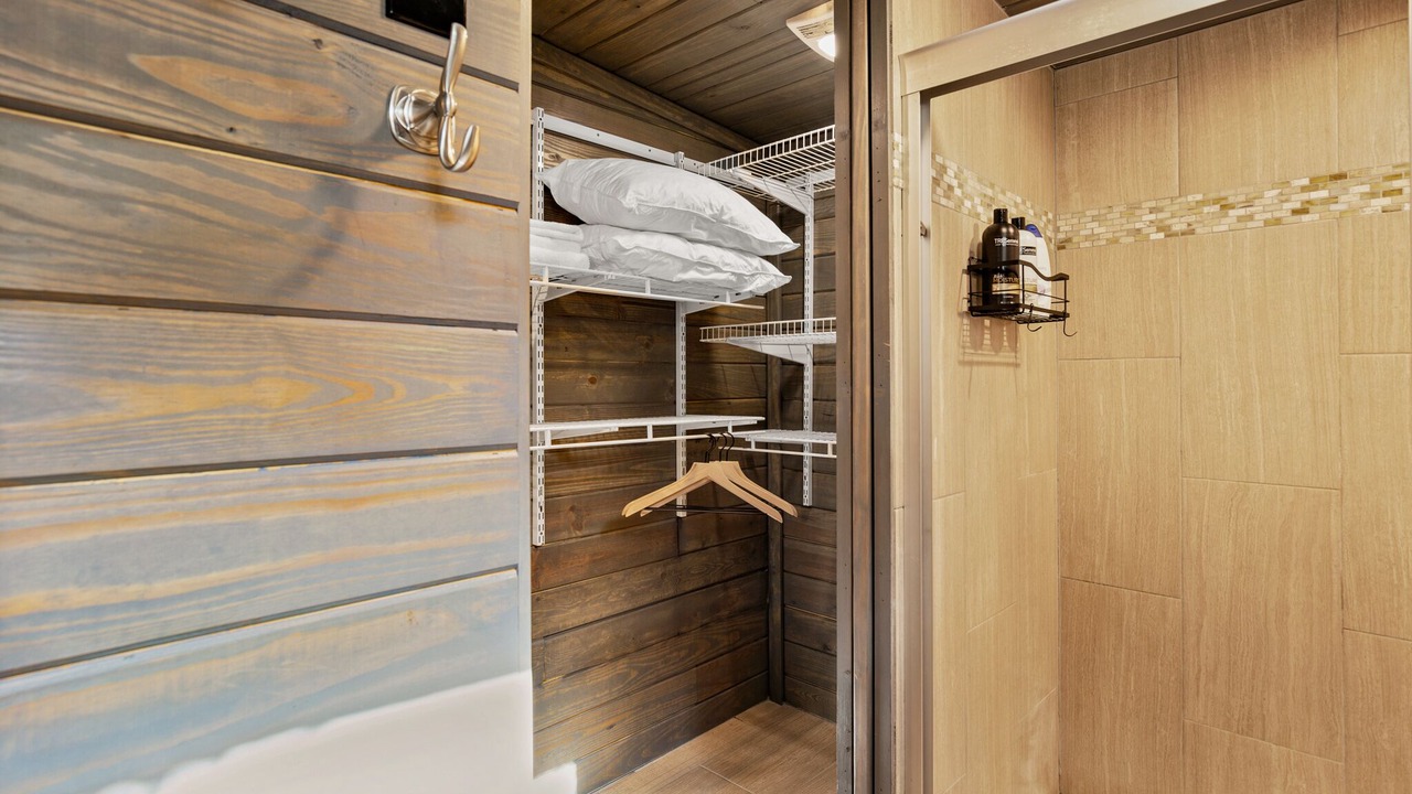Photo of Bathroom in Lakeway