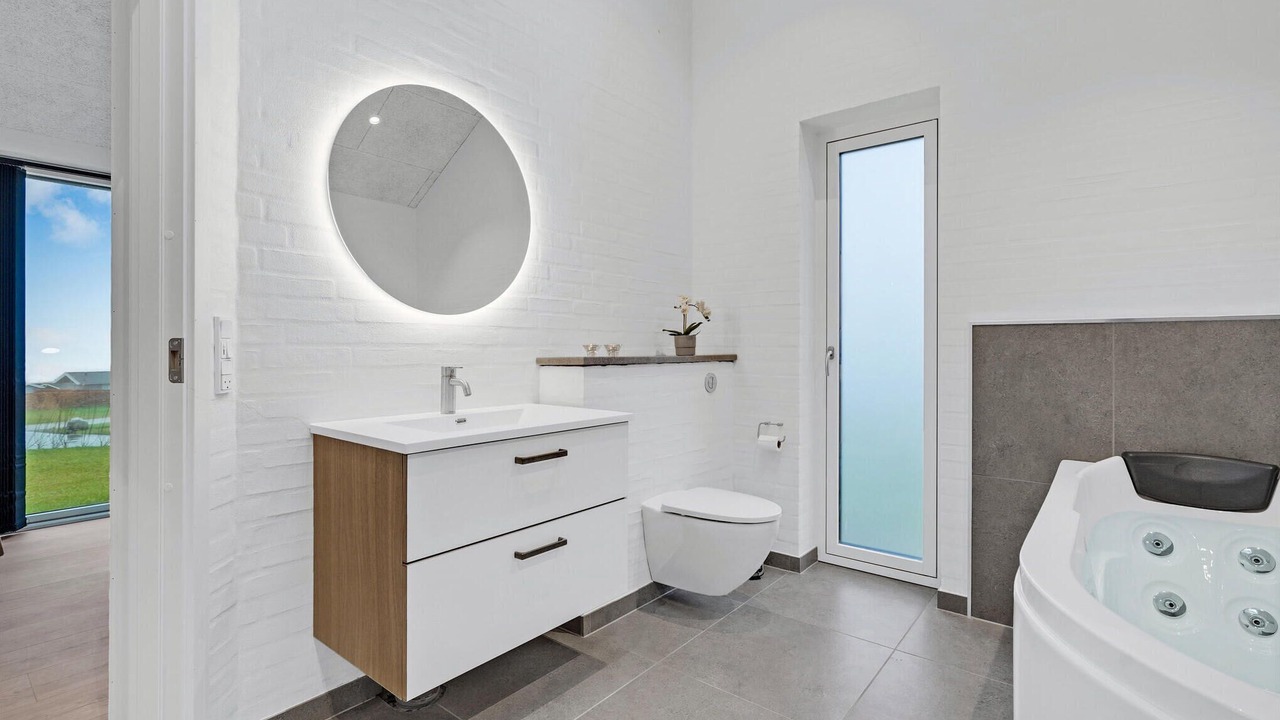Photo of Bathroom in Sjølund