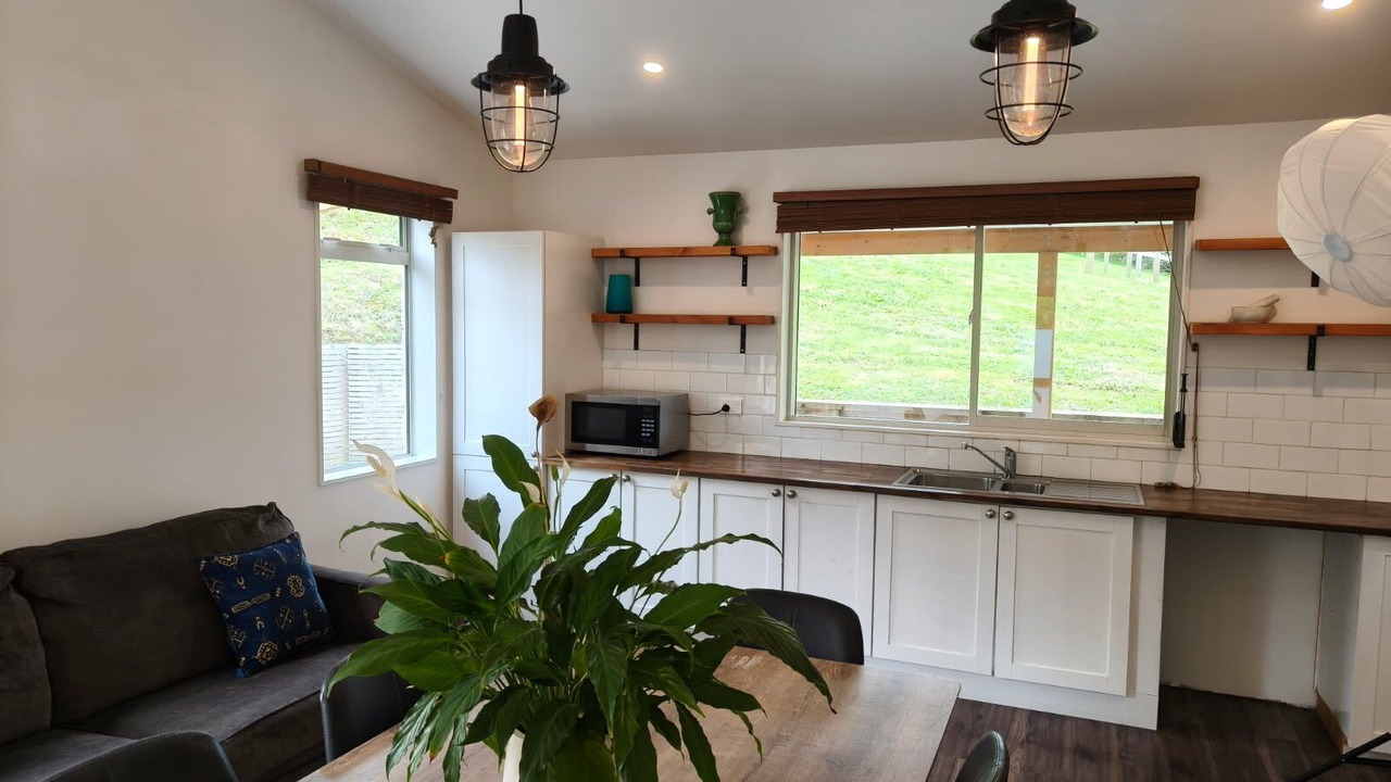 Photo of Others in Raglan