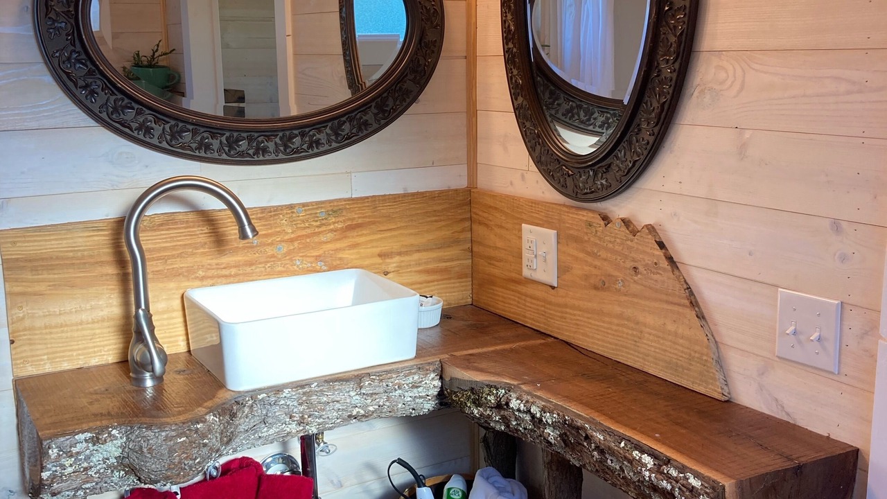 Photo of Bathroom in Gladehill