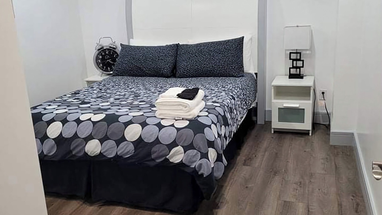 Photo of Bedroom in Greenwater Lake