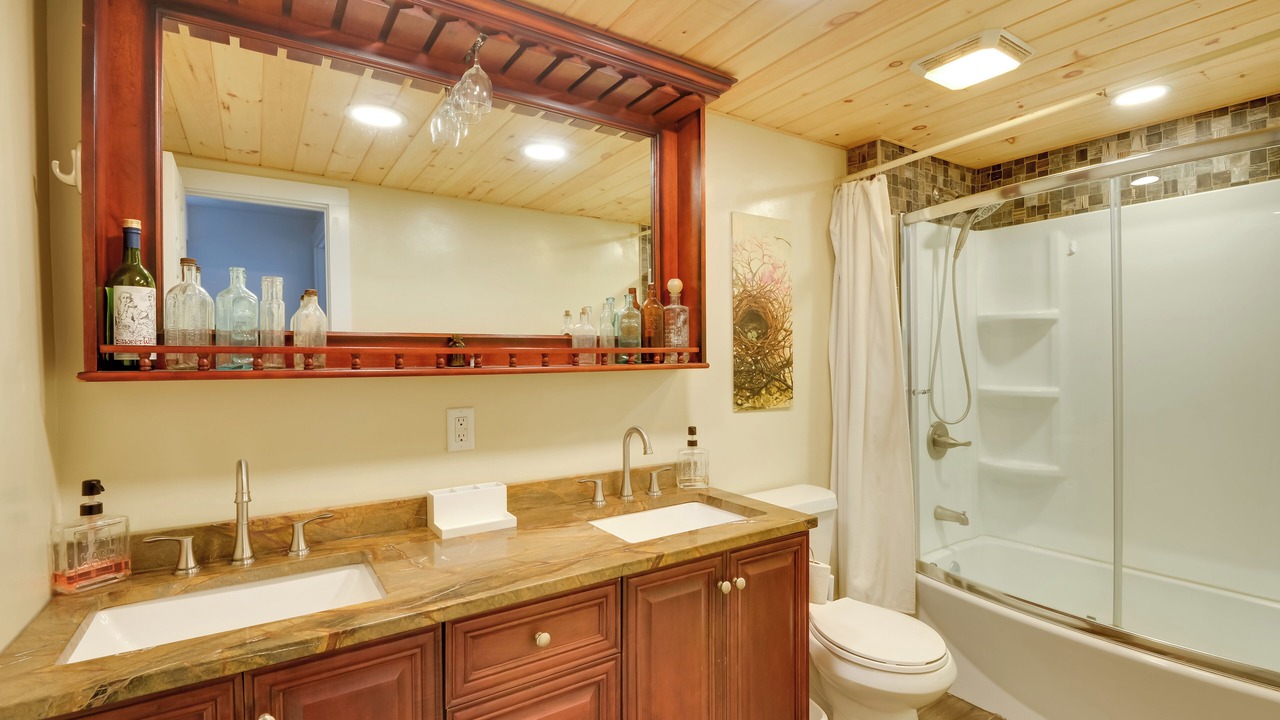 Photo of Bathroom in Brantingham