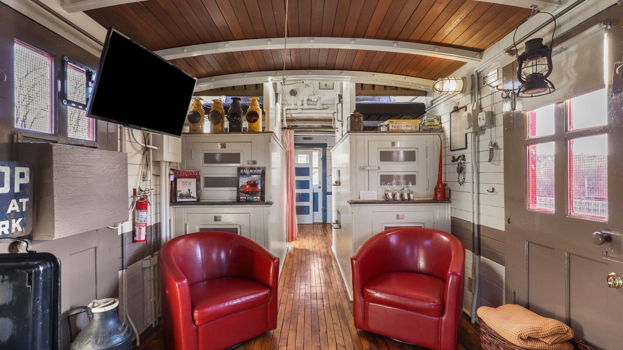 Photo of Others in Palmer