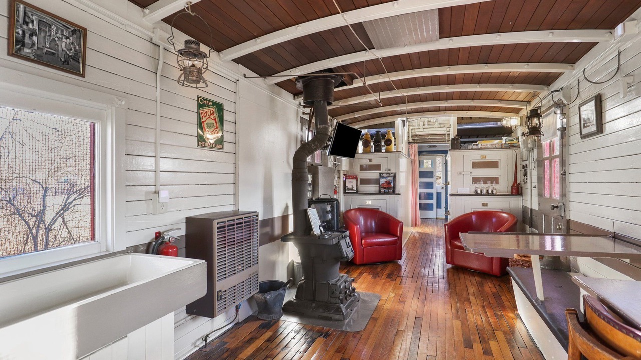 Photo of Others in Palmer