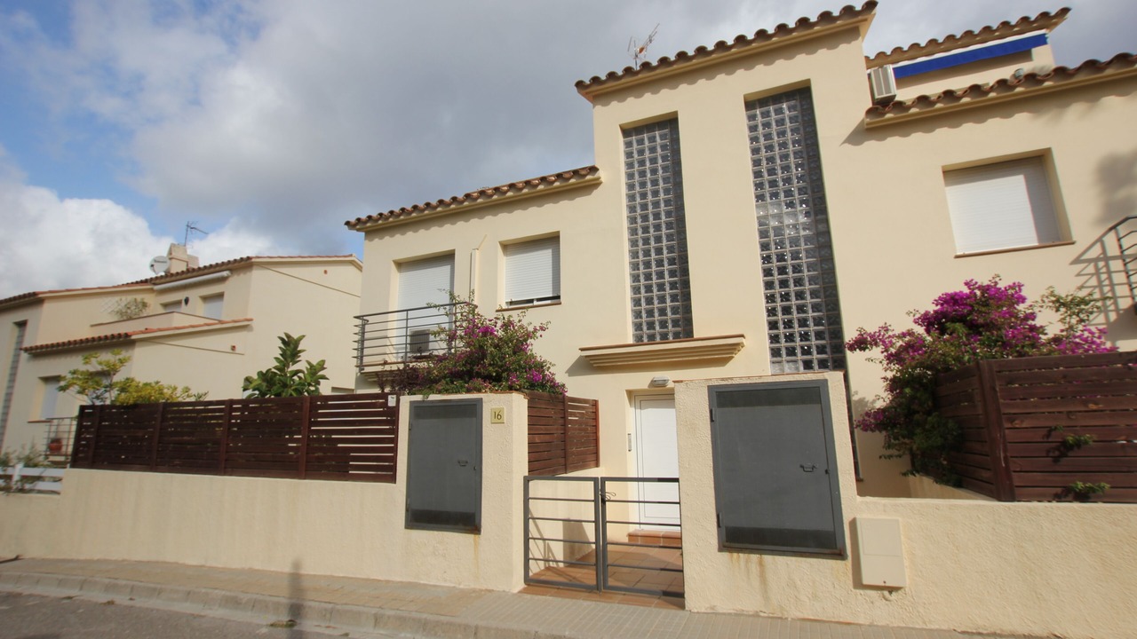 Photo of Outdoor in Llanca