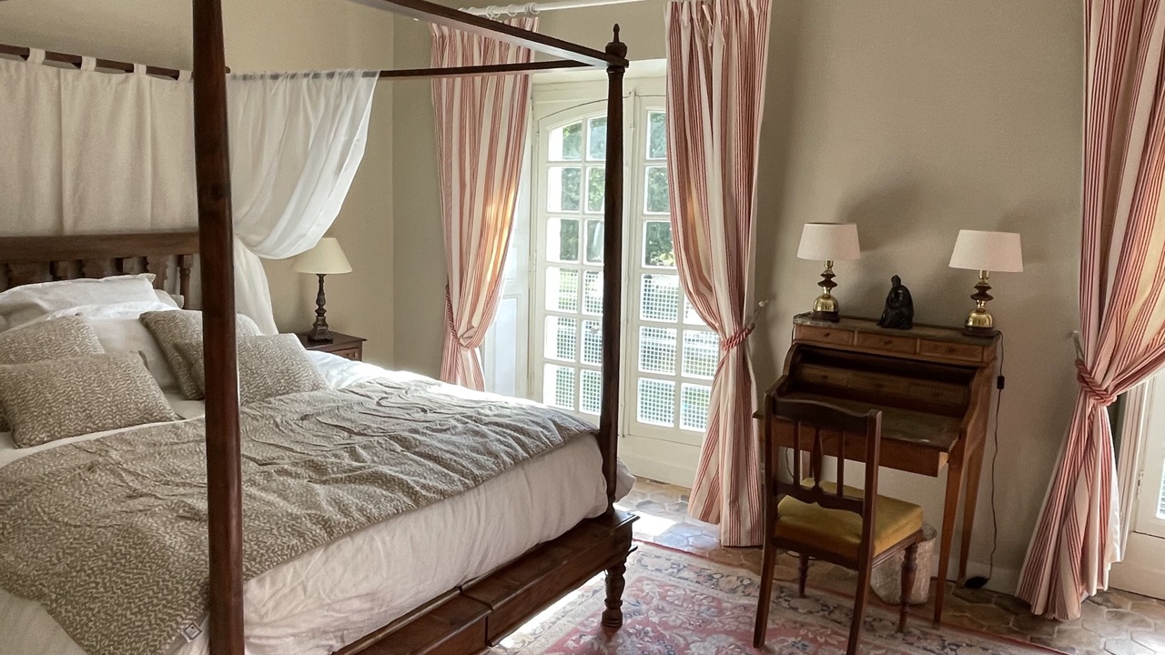 Photo of Bedroom in Saint-Luperce